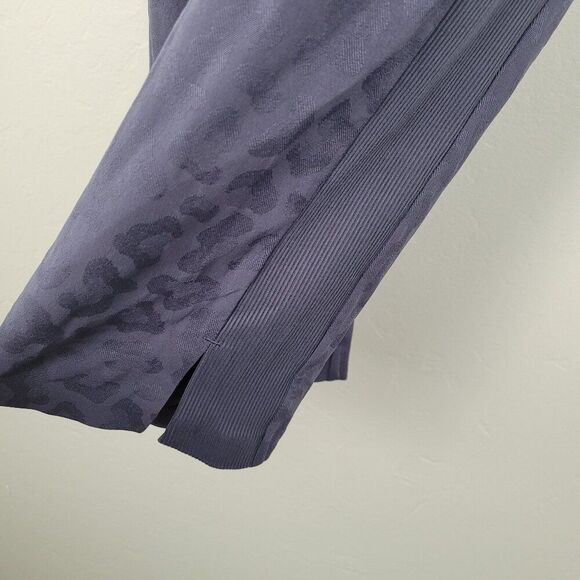 Athleta Brooklyn Textured Ankle Pant Leopard Print Medieval Violet Blue Size 14 - Picture 10 of 13